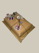 Load image into Gallery viewer, Blind Date W/ Jesus